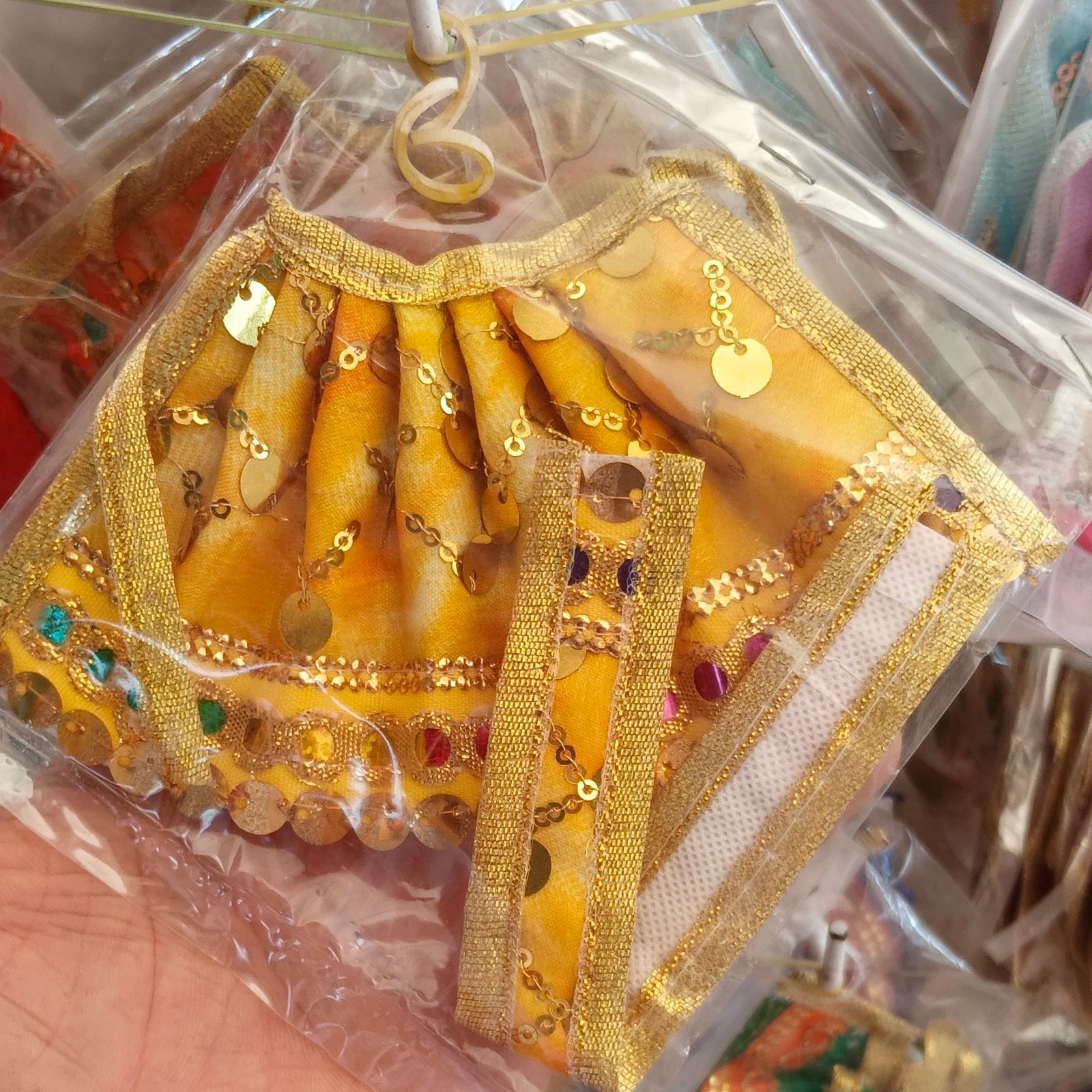 ४ नंबर देवी कपड़े साइज